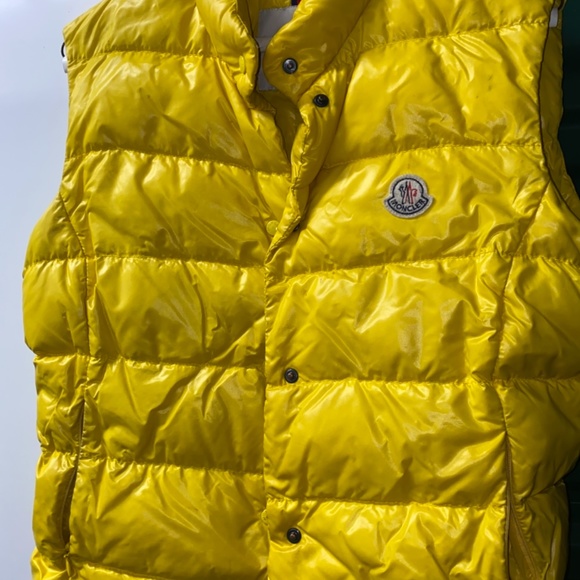 Vest - Picture 4 of 4